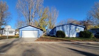 617 Dover Dr, Bismarck, ND 58504