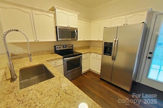 5418 Franklin Springs Cir, Charlotte, NC 28217