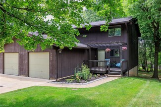 9398 Bassett Ln Unit 414, North Royalton, OH 44133