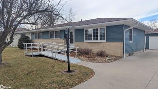 1617 Reed St, Grinnell, IA 50112