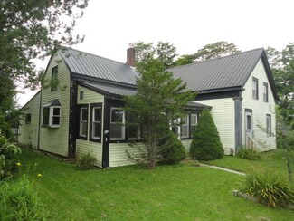 334 Limerock St, Rockland, ME 04841