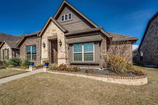 495 Washington Ave, Waxahachie, TX 75165