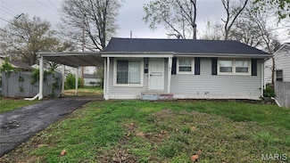 10431 Presley Dr, Saint Louis, MO 63137