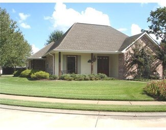 321 W Shore Dr, Alexandria, LA 71303