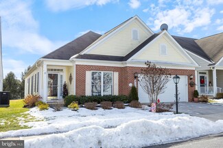 211 Clubside Dr Unit 326, Taneytown, MD 21787