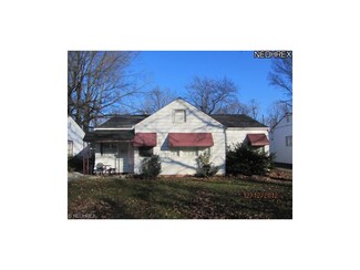 2567 Greenvale Rd, Cleveland, OH 44121