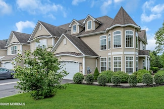 37 Abbey Rd, Tinton Falls, NJ 07753