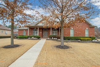 3804 Graceful Oaks Dr, Benton, AR 72019