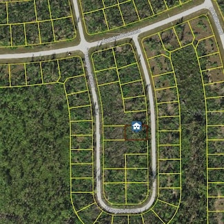 10543 Mangrove Cir, South Gulf Cove, FL 33981