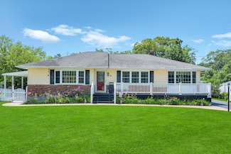 64 Rockaway St, Islip Terrace, NY 11752