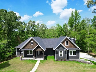 2694 Woodcrest Dr SW, Concord, NC 28027