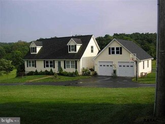 6974 Anderson Rd, Stewartstown, PA 17363