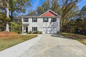 7608 Denbur Dr, Charlotte, NC 28215