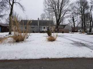 70151 Sheridan Dr, Edwardsburg, MI 49112