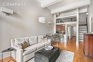 350 E 62nd St Unit 4B, New York, NY 10065