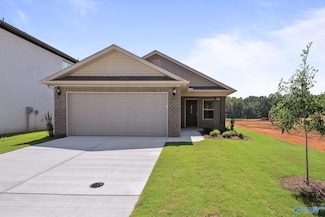 11112 Ravenel Dr, Harvest, AL 35749