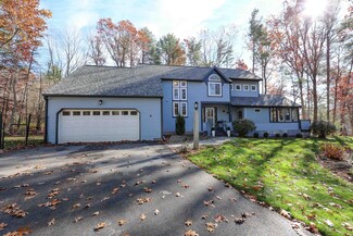 51 McQuade Brook Rd, Bedford, NH 03110
