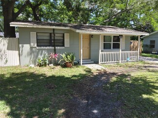 5219 2nd St, Orlando, FL 32810