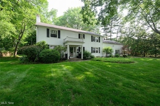 631 Oakridge St SW, North Canton, OH 44720