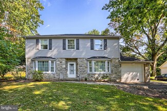 1423 Hillcrest Rd, Lancaster, PA 17603