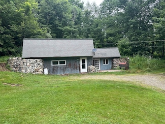 118 Corson Ln, Farmington, ME 04938