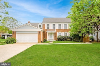 6042 Munson Hill Rd, Falls Church, VA 22041