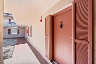 11235 SW 88th St Unit 107E, Miami, FL 33176
