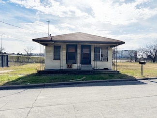 5414 Black Hawk St, Dallas, TX 75212