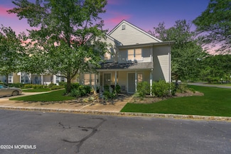 201 Paddington Ct, Manalapan, NJ 07726