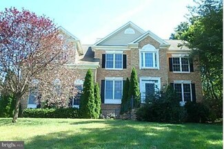 11019 Parkwood Dr, Hagerstown, MD 21742