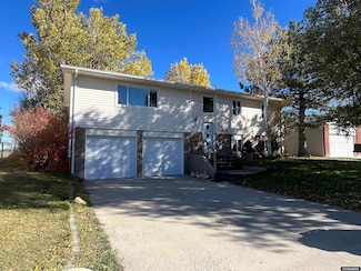 2058 W Basin Ct, Wheatland, WY 82201