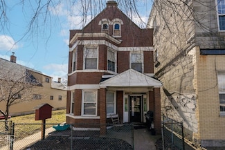 5125 W 30th St, Cicero, IL 60804