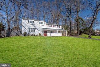 10104 Glenmere Rd, Fairfax, VA 22032
