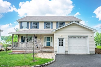 5 Britton St, Netcong, NJ 07857