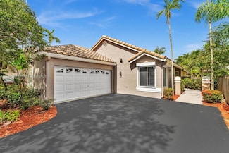 269 NW 101st Ave, Plantation, FL 33324