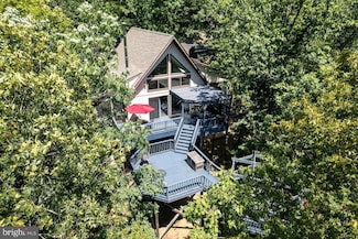 148 Early Dr, Basye, VA 22810