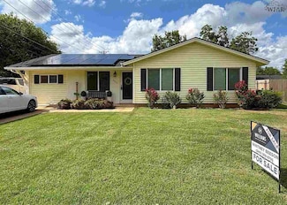 4237 Idlewood Dr, Wichita Falls, TX 76308