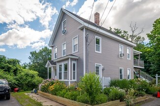 29 E Greenwood St Unit A, Amesbury, MA 01913