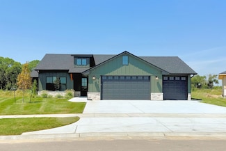 5507 N Saint Paul St, Wichita, KS 67204