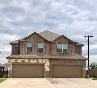 1003 Sierra Vista Ct Unit 2, Midlothian, TX 76065