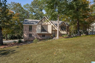 101 Tradewinds Cir, Alabaster, AL 35007