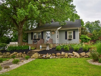 220 N Cleveland Ave, Niles, OH 44446