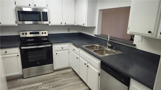 517 Wayland Ct, Claremont, CA 91711