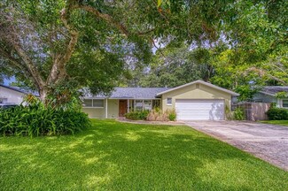 4310 56th St N, Kenneth City, FL 33709