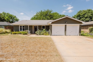 4818 73rd St, Lubbock, TX 79424