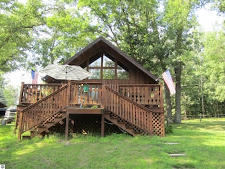 2082 N Ogemaw Trail, West Branch, MI 48661