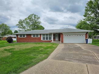 1117 Meadow Ln, Sparta, IL 62286