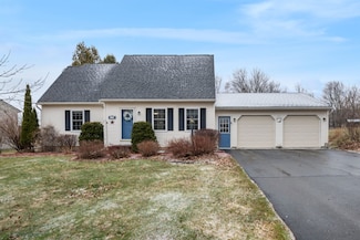 34 Hunting Ridge Ln, Milton, VT 05468