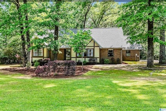 6522 Quail Run Dr, Pelham, AL 35124