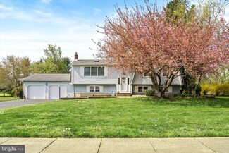 20 E Acres Dr, Trenton, NJ 08620